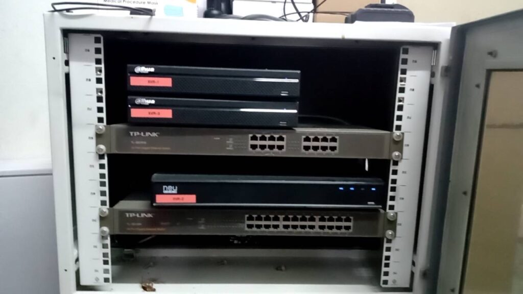 ติดตั้ง Server & NAS สำหรับธุรกิจ พร้อมระบบ Network และ Backup